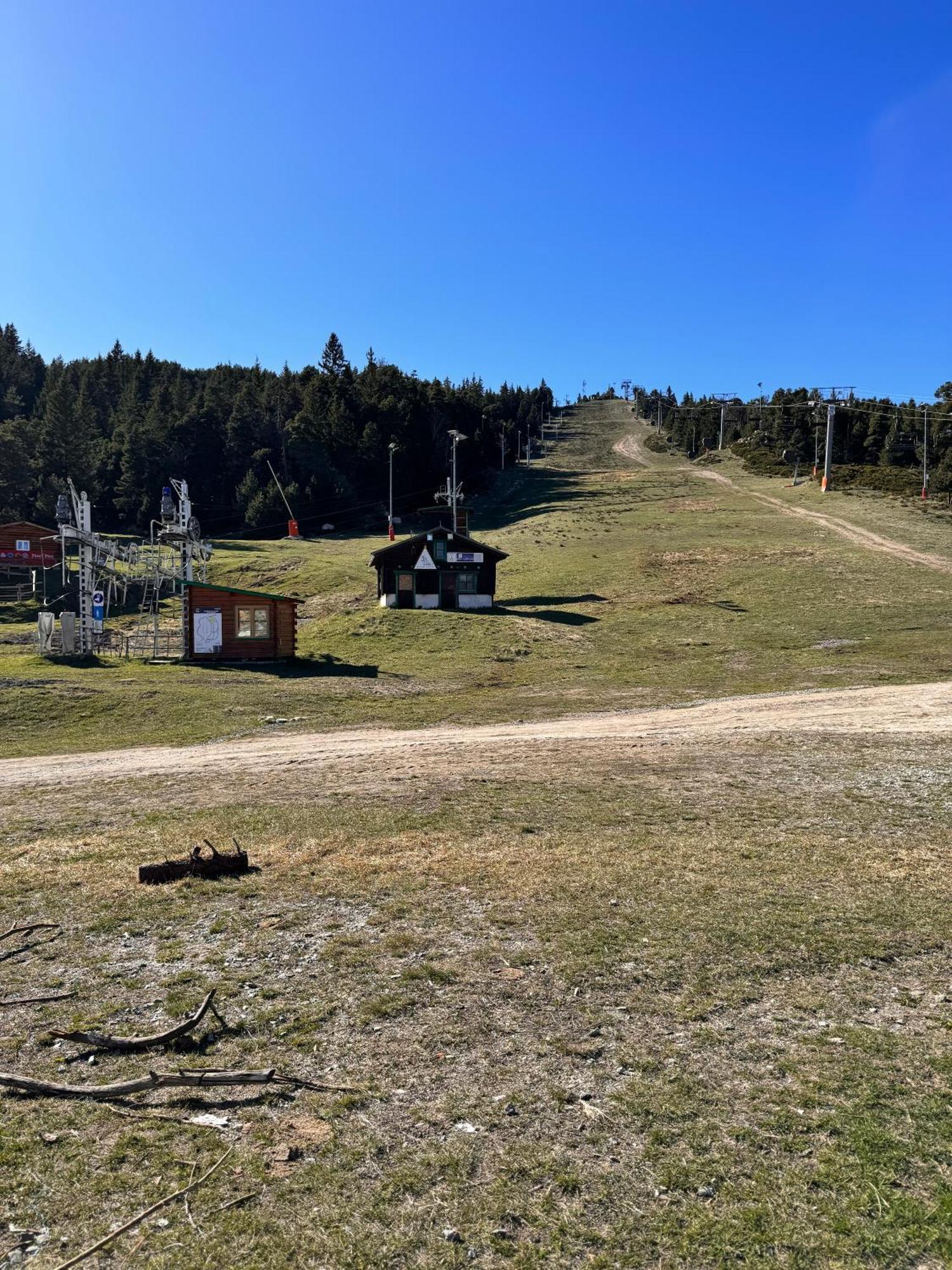 شقة Studio La Poule Au Pot Pieds Des Pistes Font Romeu Pyrenees 2000 Bolquere Pyrenees 2000 المظهر الخارجي الصورة
